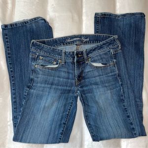 American Eagle Favorite Boyfriend Jeans Stretcn Dark Wash Size 6